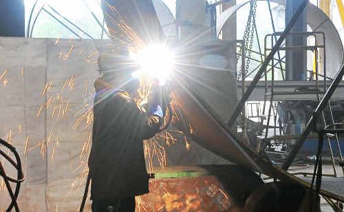 Reactor work at WE Smith Engineering, Boambee. Reactor work at WE Smith Engineering, Boambee.